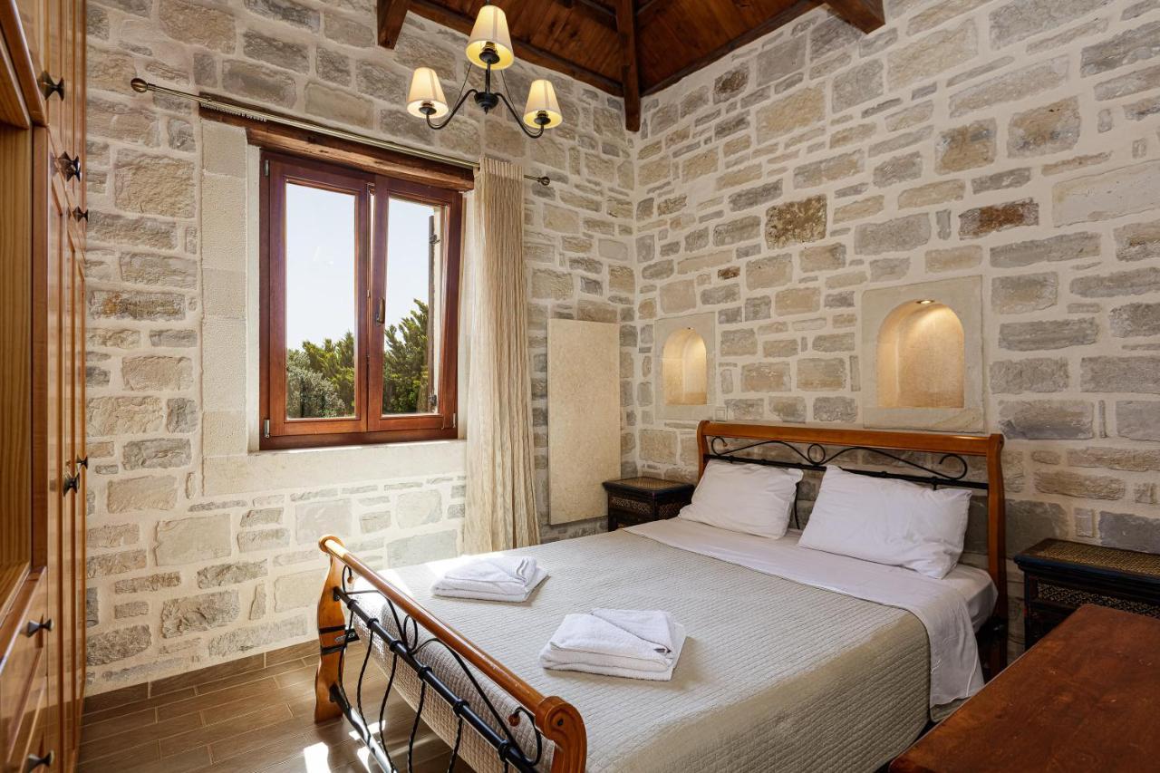 Kalimera Villas 阿德里安诺斯·坎波斯 外观 照片